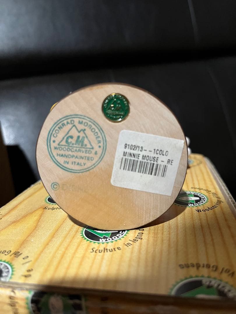 conrad moroder ミニー　木製　フィギュア