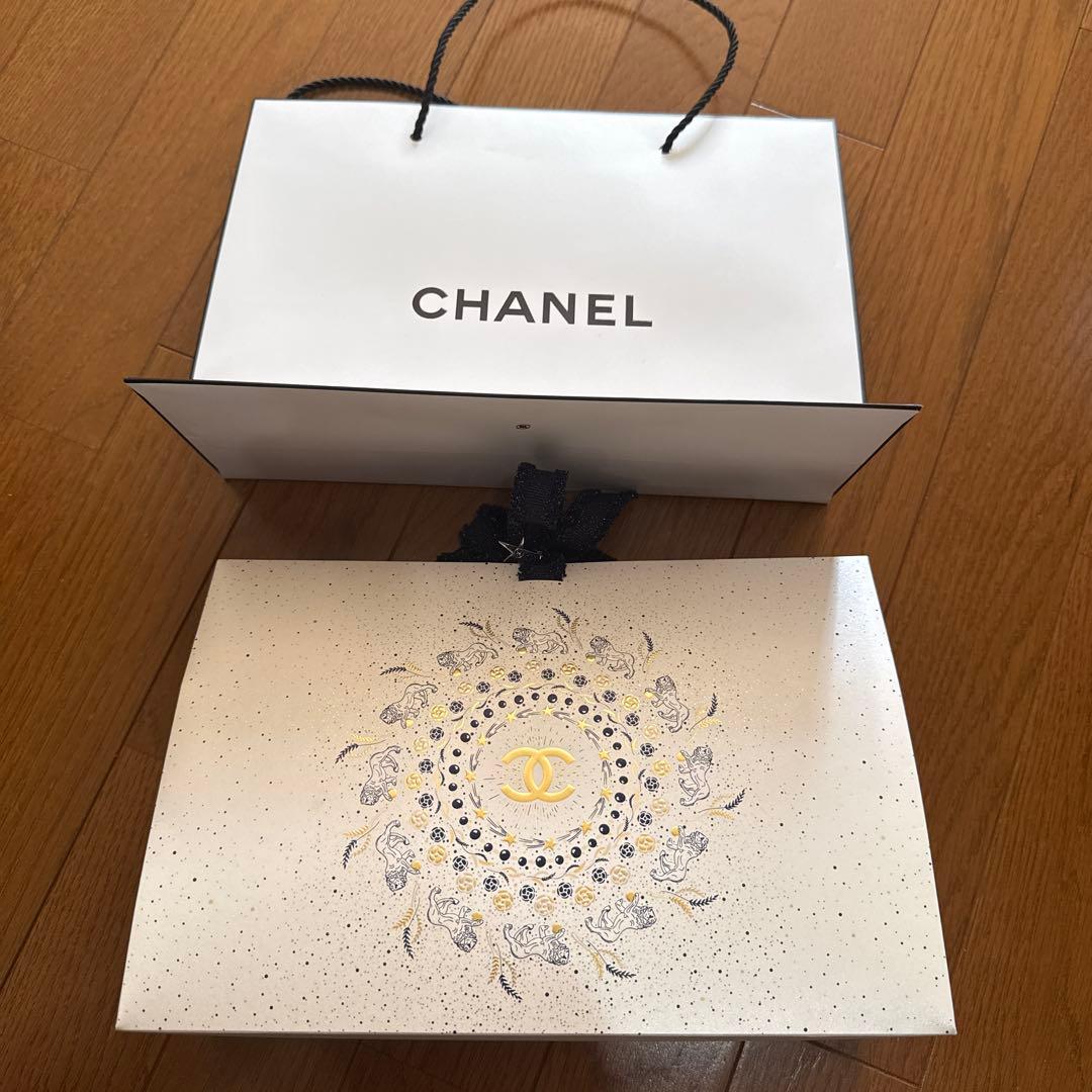 CHANEL リップ アンド ネイル ケアセット　未開封　 ショッパー付き