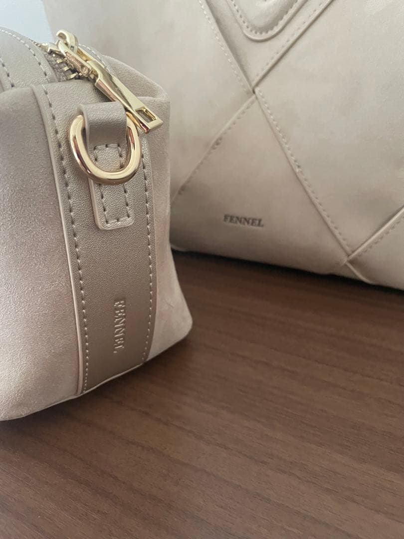 FENNEL スエードトライアングルハンドルバッグ