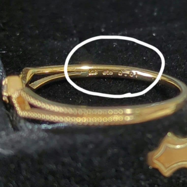 ete　K18YGダイヤモンドリング