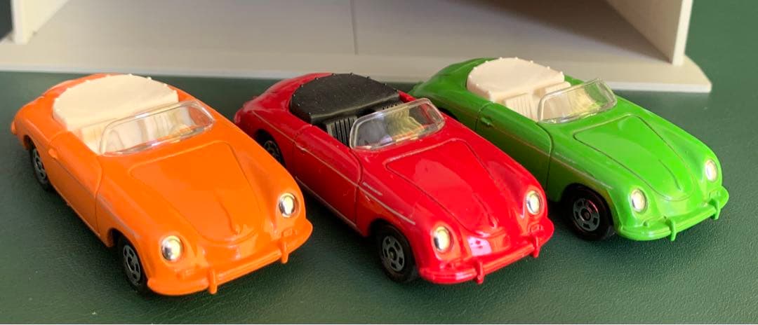 トミカラマ 屋根付駐車場 ポルシェガレージセット