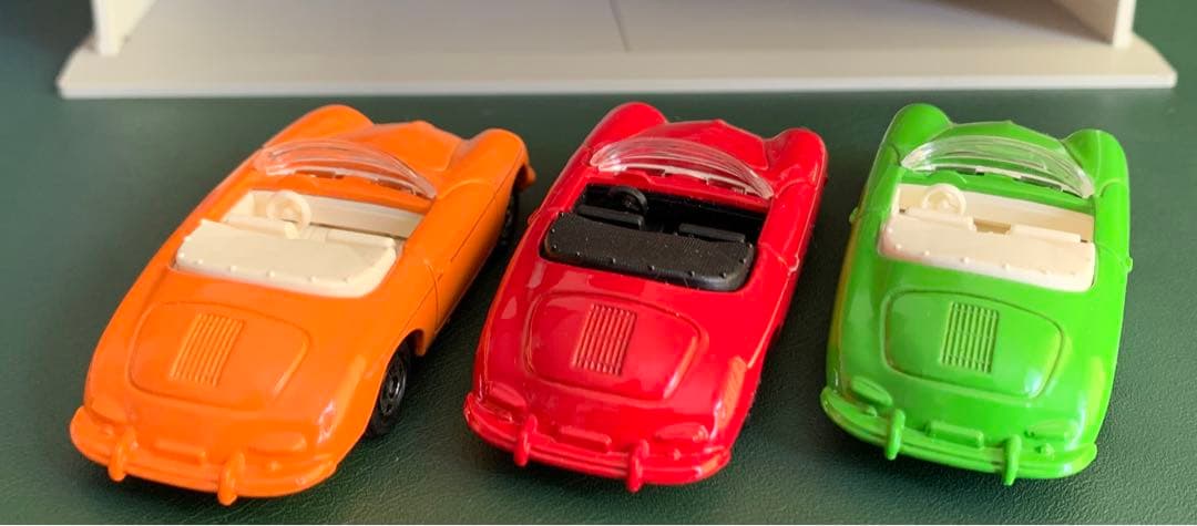 トミカラマ 屋根付駐車場 ポルシェガレージセット