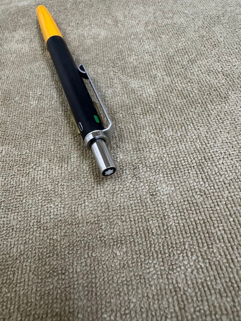 土日限定値下げモンブランカレラ4色ボールペン