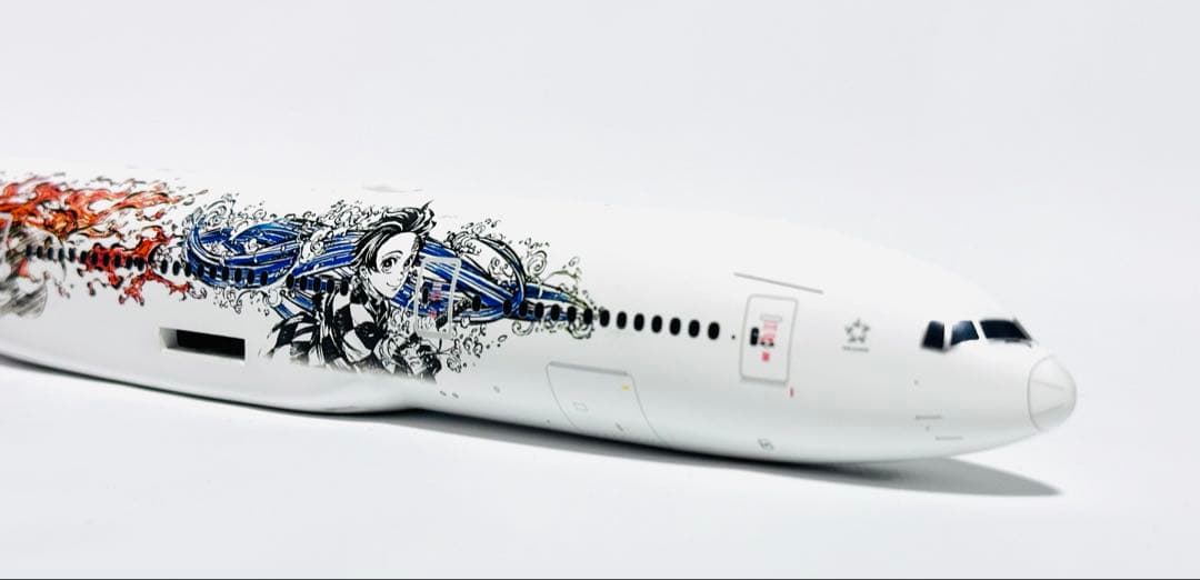 全日空商事 1/200 B777-200ER 鬼滅の刃じぇっと参 - メルカリ