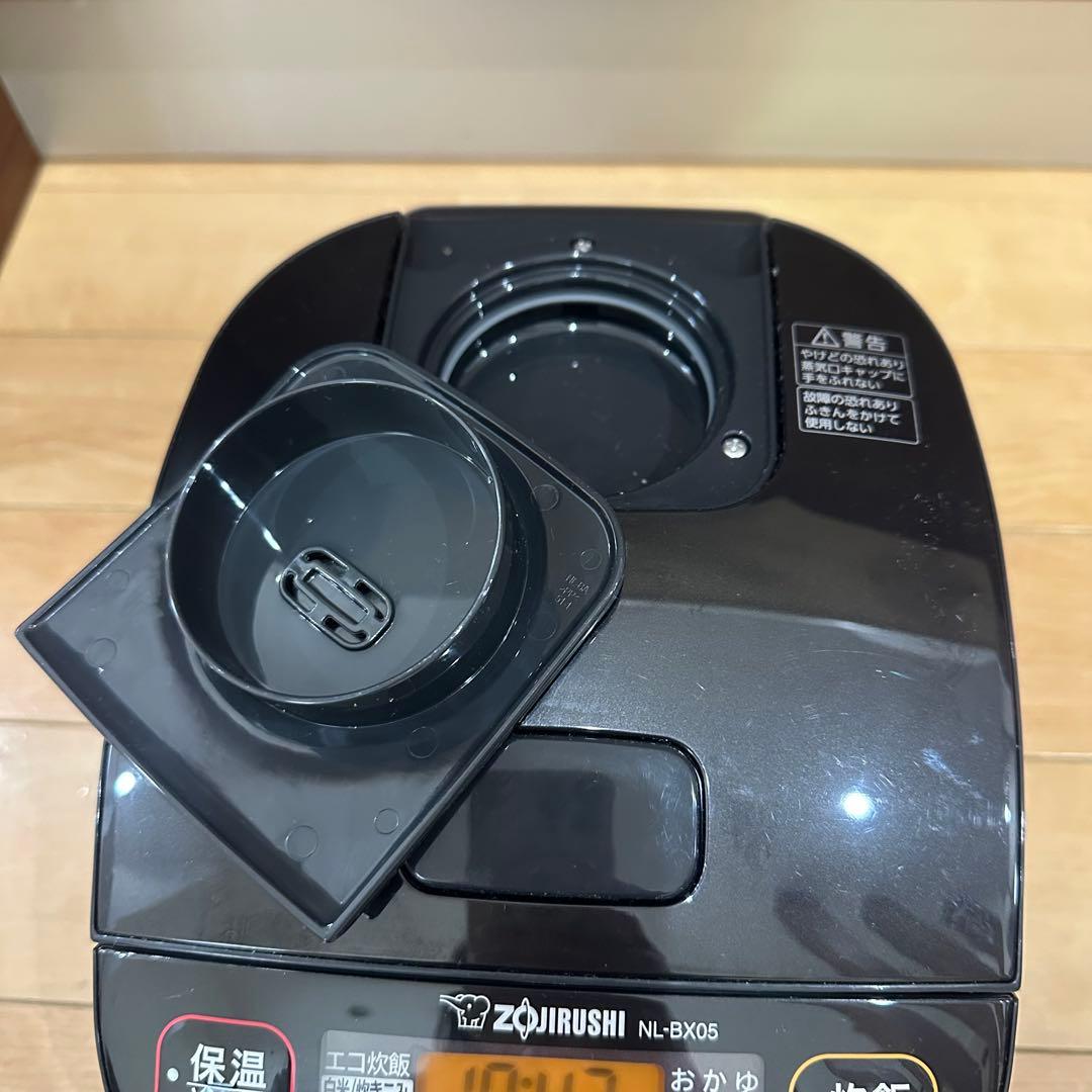 Zojirushi NL-BX05 炊飯器 ブラック 0.54L