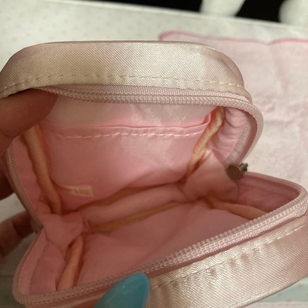 チャーミーキティ（うさみみ）　ポーチ　ハンカチ