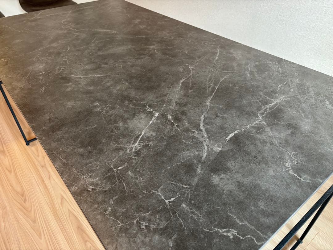 LOWYA　ダイニングテーブル　大理石柄　グレー