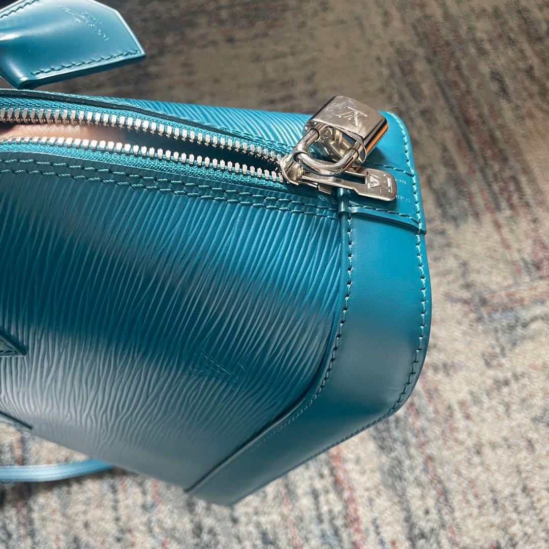 専用！定価315,700円　美品　ルイヴィトン　アルマbb ブルー