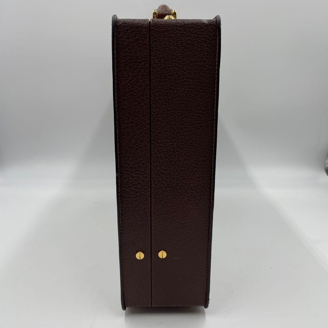 超美品　GUCCI ダイヤルロック　アタッシュケース　セカンドバッグ付