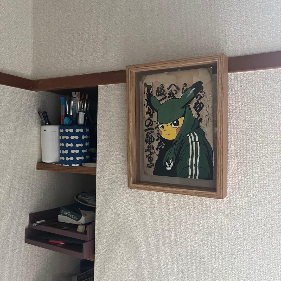 ピカチュウのアクリルアートとカリグラフィー