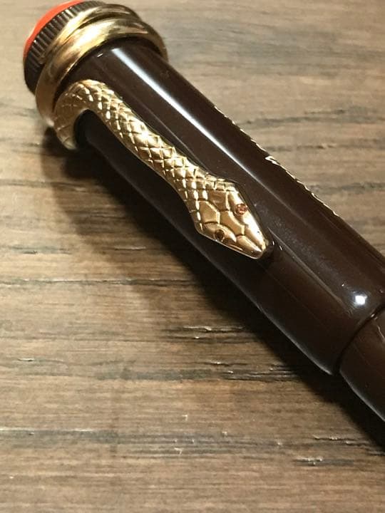 モンブラン 万年筆 ヘリテイジ ルージュ・エ・ノワール トロピック