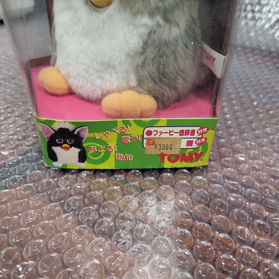 中古品 ファービー Furby 日本語版 取扱説明書、辞書、血統書、箱付き