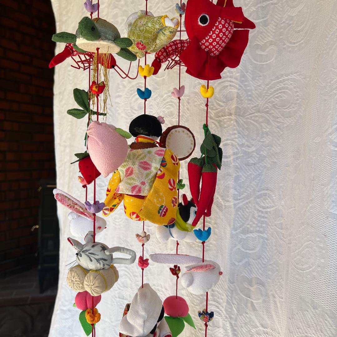 ちりめん吊るし飾り　　三月　（雛飾り）