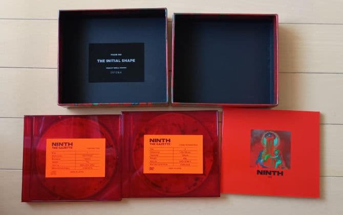 the GazettE NINTH 初回限定版B DVD2枚 ステッカー付き - メルカリ