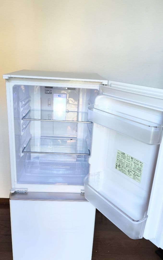 Beso どっちもドア冷蔵庫（137L）近隣配送無料＋保証＋設置込