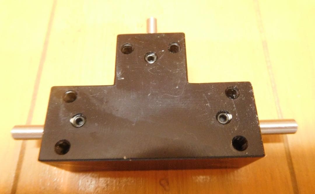 ギヤーボックス　KG Bevel Gear Box BS45T-001 ①