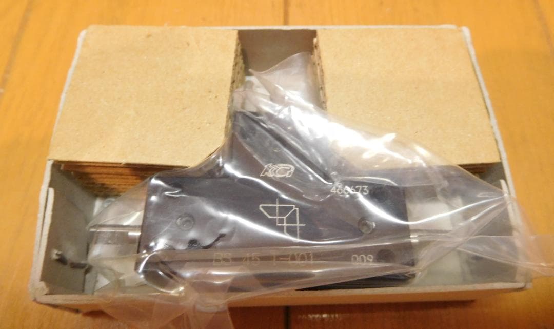 ギヤーボックス　KG Bevel Gear Box BS45T-001 ①