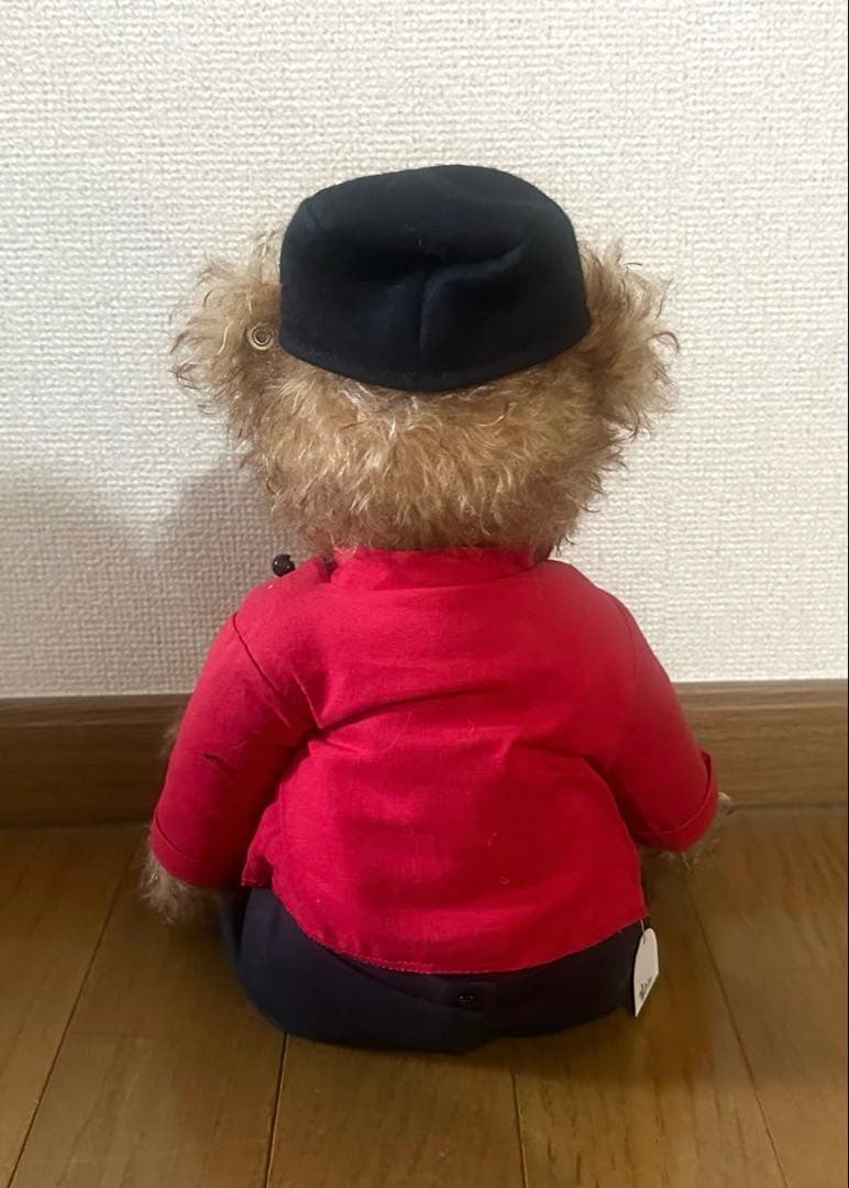 シュタイフ　ベアー　ベルボーイ　ドイツ　シリアル番号つき　ぬいぐるみ　約27cm