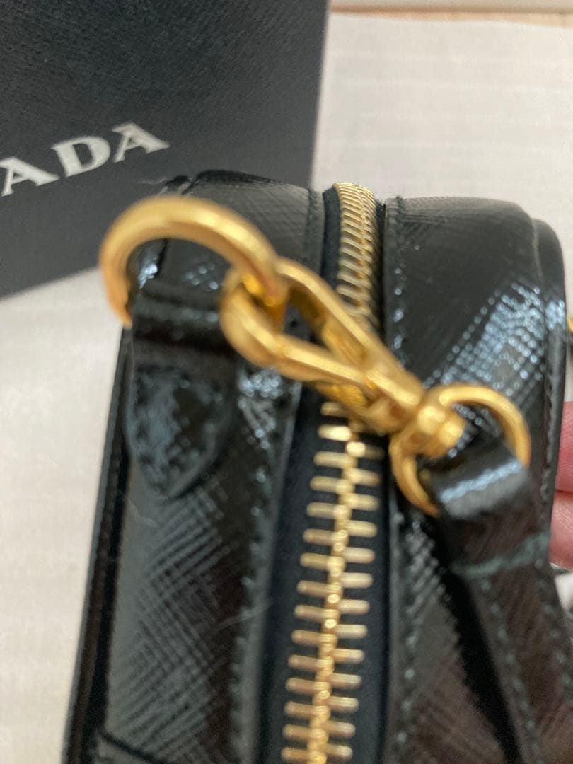 ド*ー様 PRADA プラダ　ポシェット　ショルダーバッグ　パーティーバッ