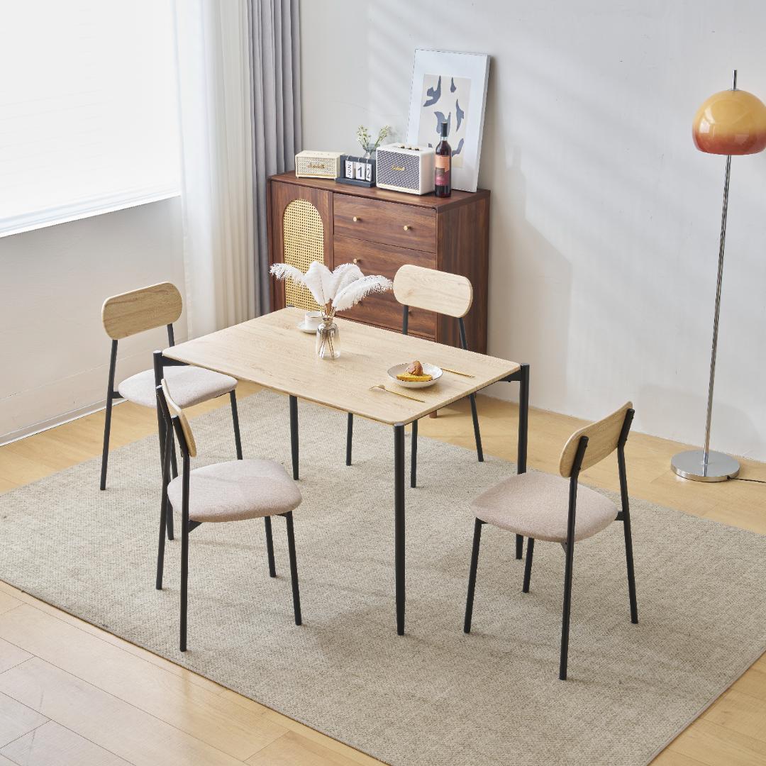 三連休大セール！4人用ダイニングテーブル　チェア付き食卓　人気品　NATURAL