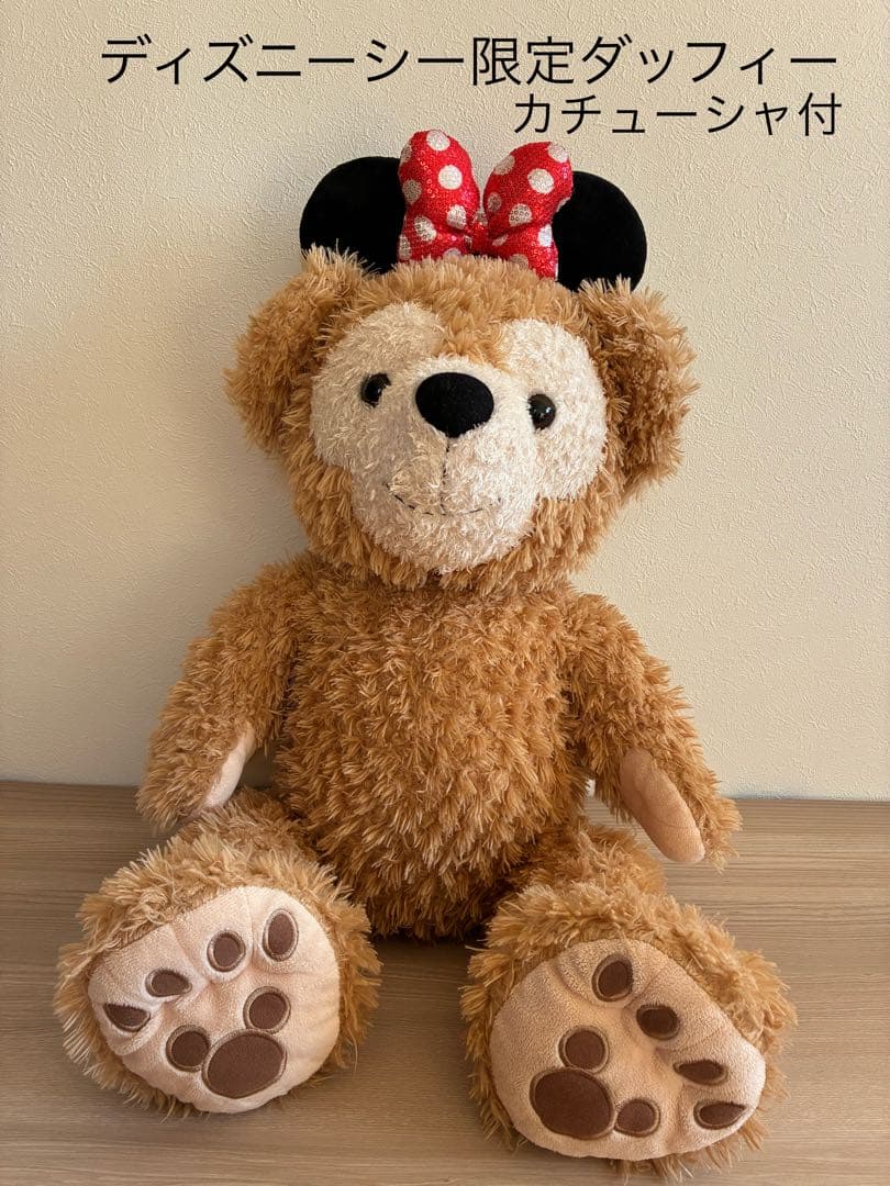 ディズニーシー限定　ダッフィー ミニー　カチューシャ付き 🪽☁️𓈒𓏸︎︎︎︎‎🤍 . . . 白のふわふわカチュにりぼん𝜗𝜚