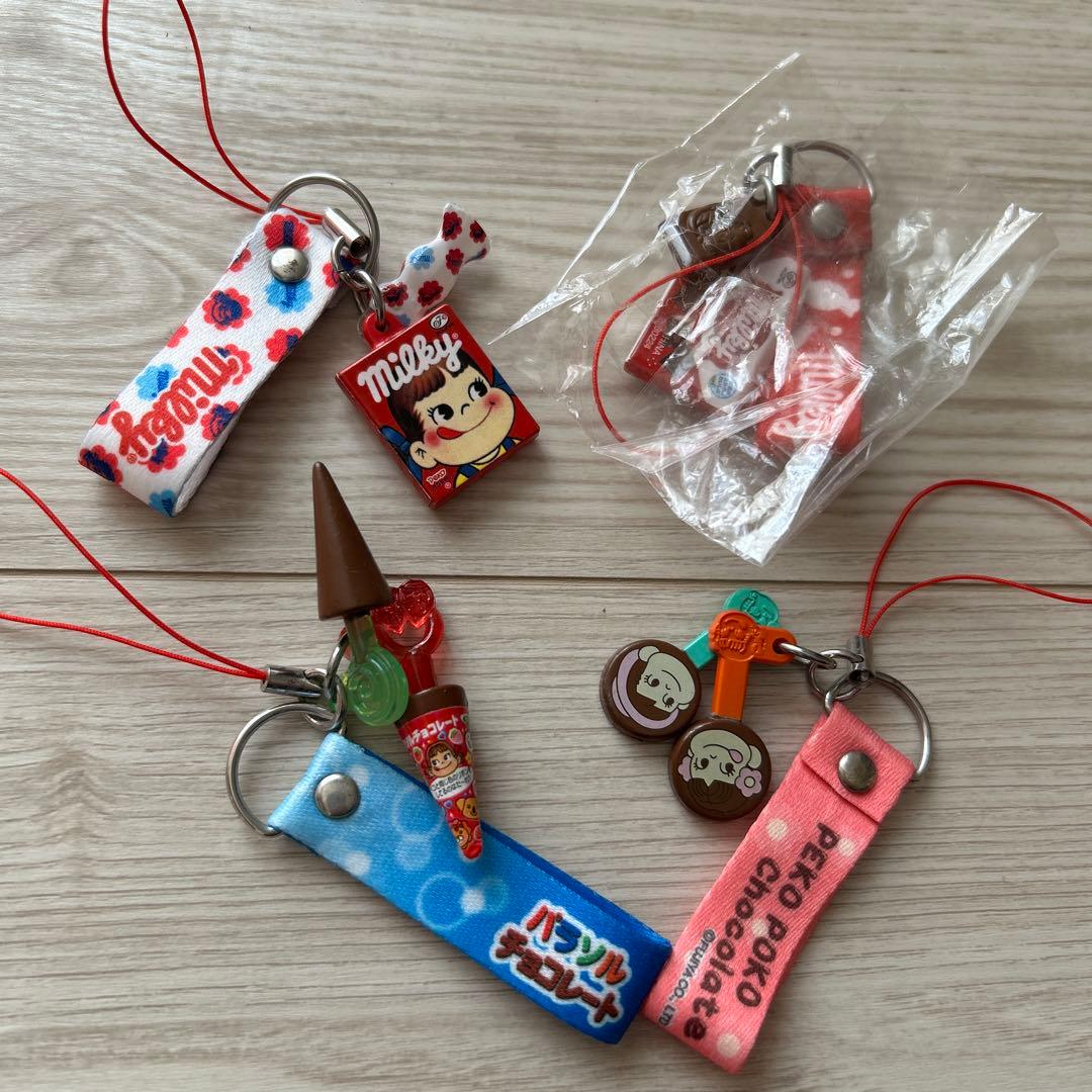 平成当時物　不二家おやつストラップ　10点　まとめ売り