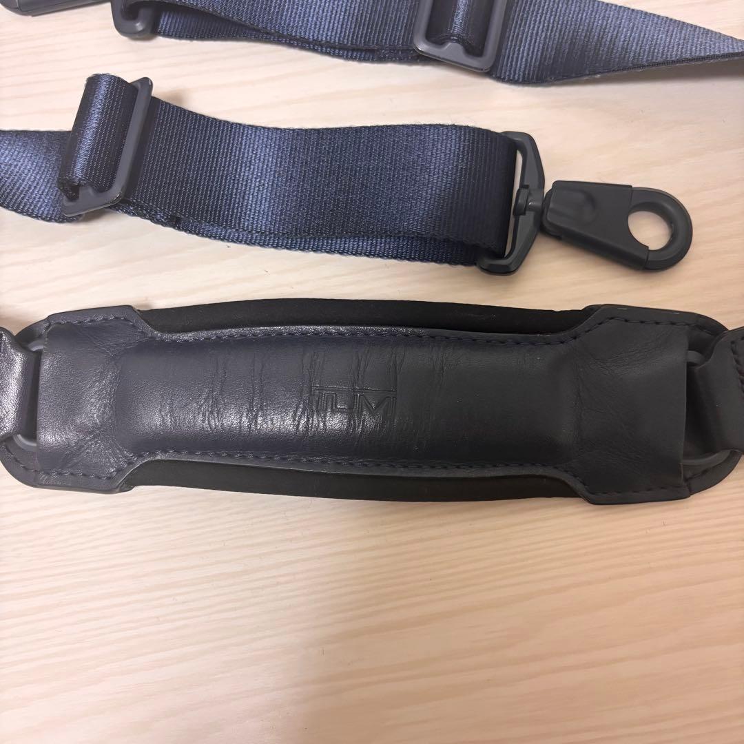 【SHIPS別注】 TUMI ネイビー ビジネスバッグ