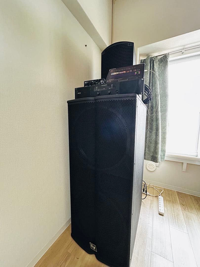 Electro Voice TX2181 デュアル18″パッシブサブウーファー TX2181 | Electro-Voice