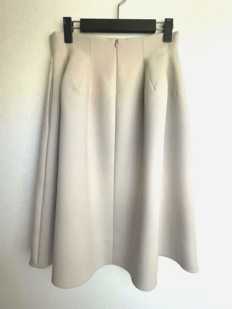 【DAISY LIN for FOXEY 】美品　フレアスカート ベージュ 40