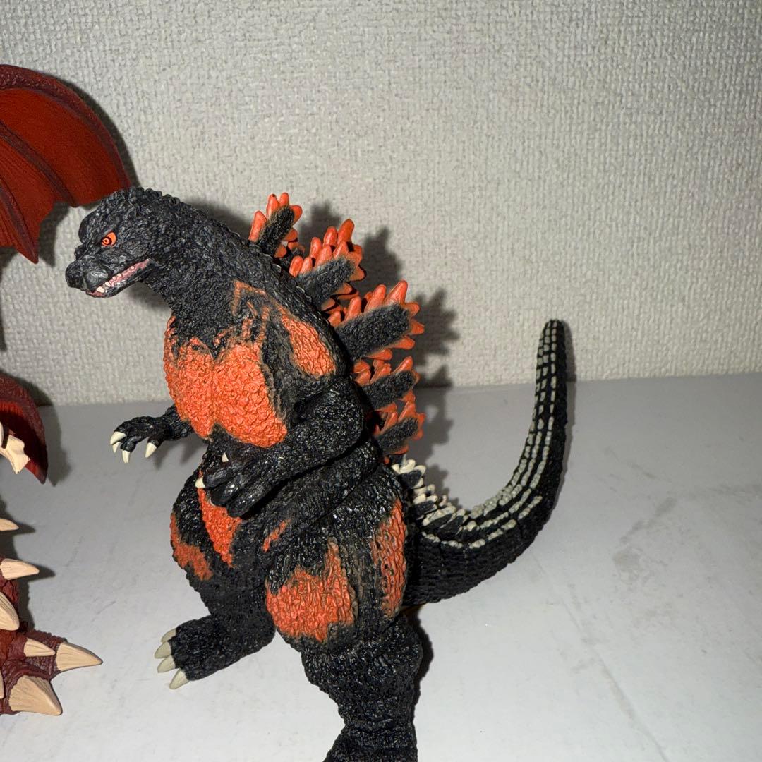 ディアゴスティーニゴジラフィギュア2体セット