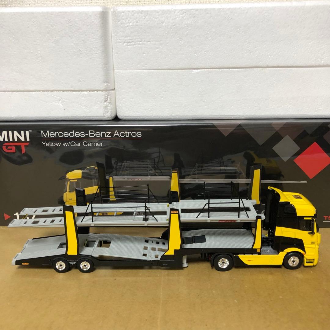 MINI GT メルセデスベンツ アクトロス イエロー w/ カー キャリアー