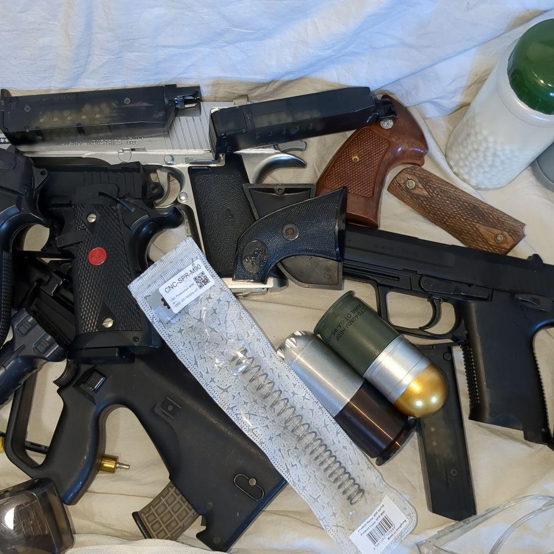 ジャンク品　エアガン　ミリタリー用品　大量まとめてセット　120サイズ