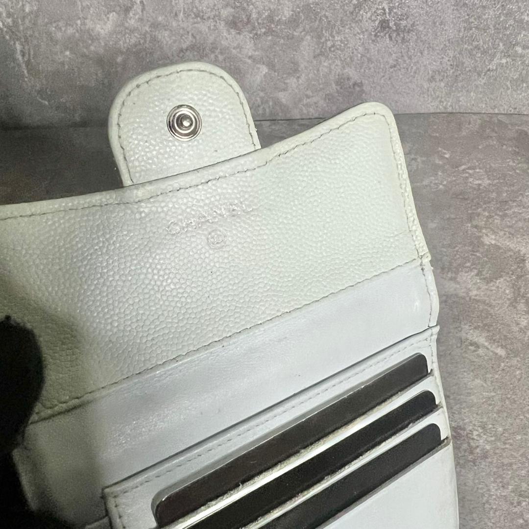 ⭐️シャネル⭐️ マトラッセ キャビアスキン 三つ折り財布 ライトブルー