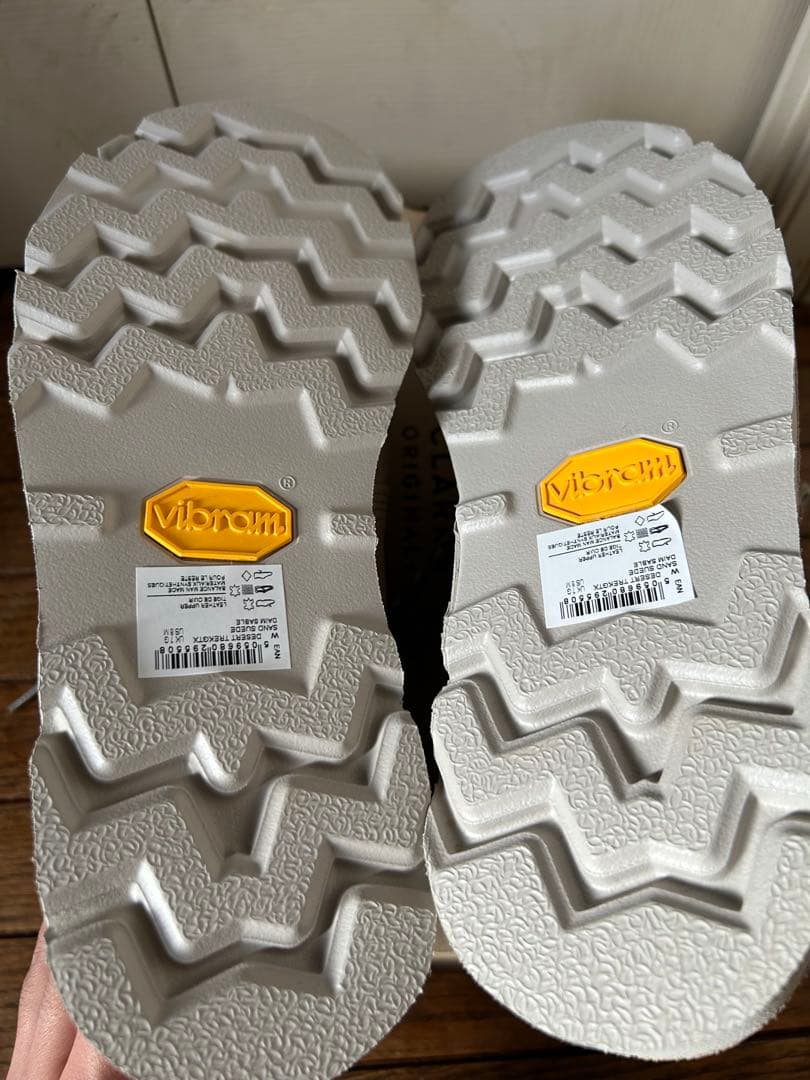 【未使用】Clarks ORIGINALSベージュ26cm ワラビーゴアテックス