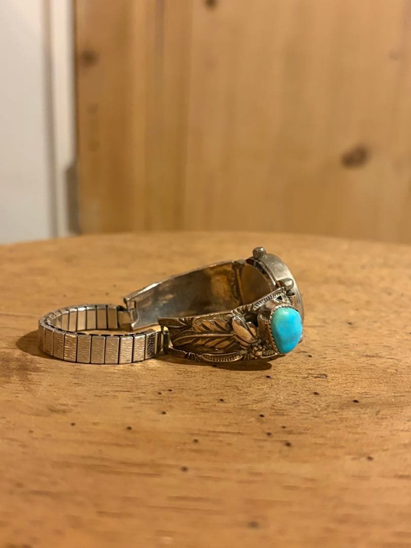 ターコイズ　インディアンジュエリー　ヴィンテージ稼働腕時計