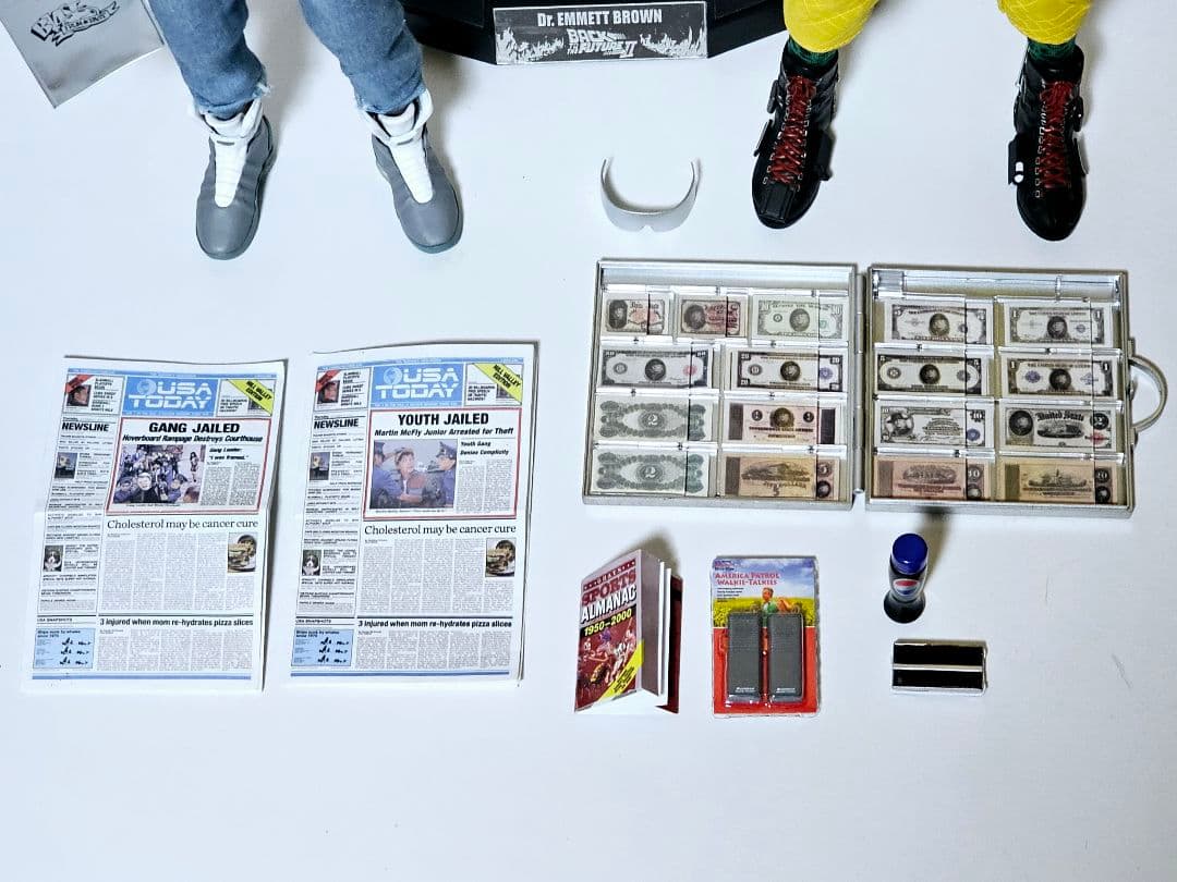 マーティ・マクフライ エメット・ブラウン ホットトイズ 2体セット