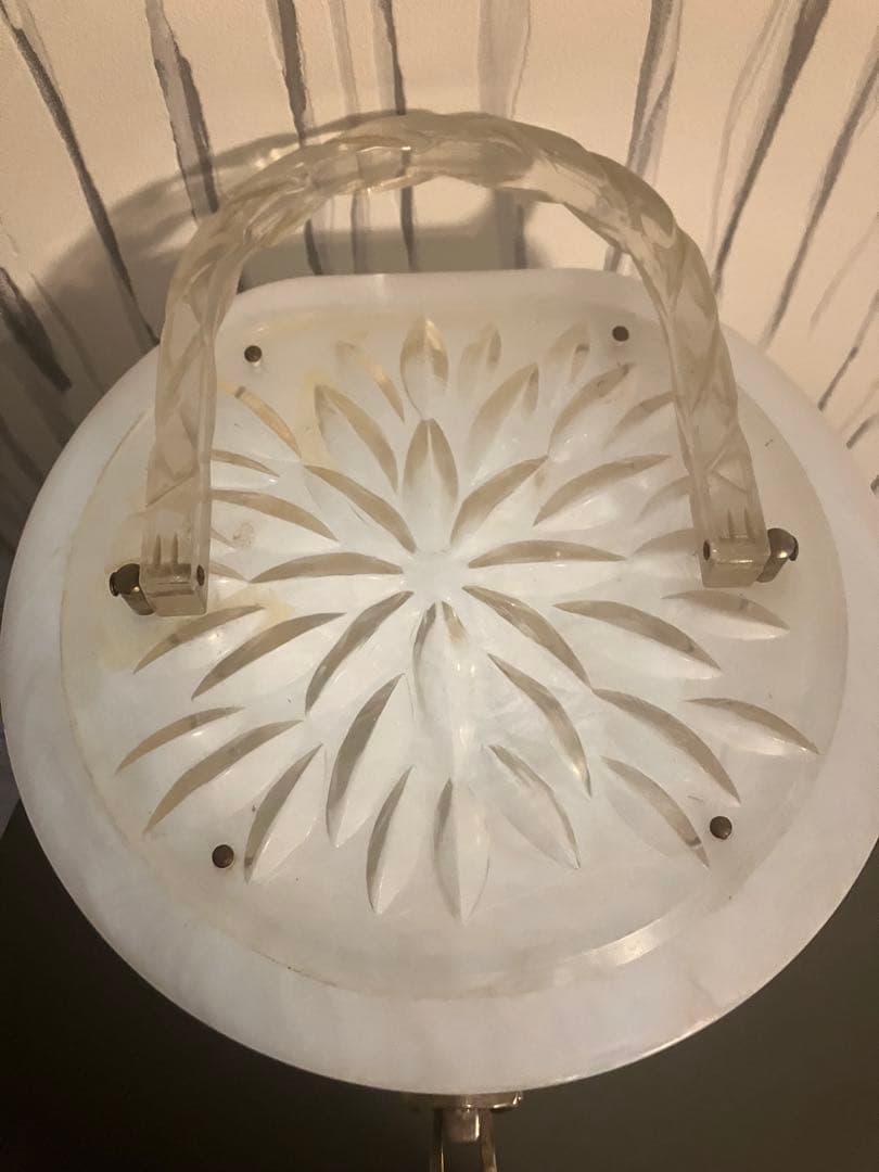 Vintage 1950s ルーサイトバッグ 乳白色マーブル