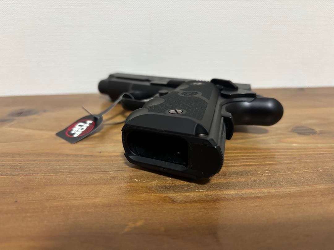 東京マルイ V10 Ultra Compact BLACK