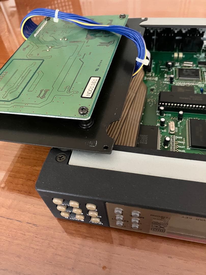 Noiyan様専用 ヤマハMU100、MU100B プラグインボード付｜