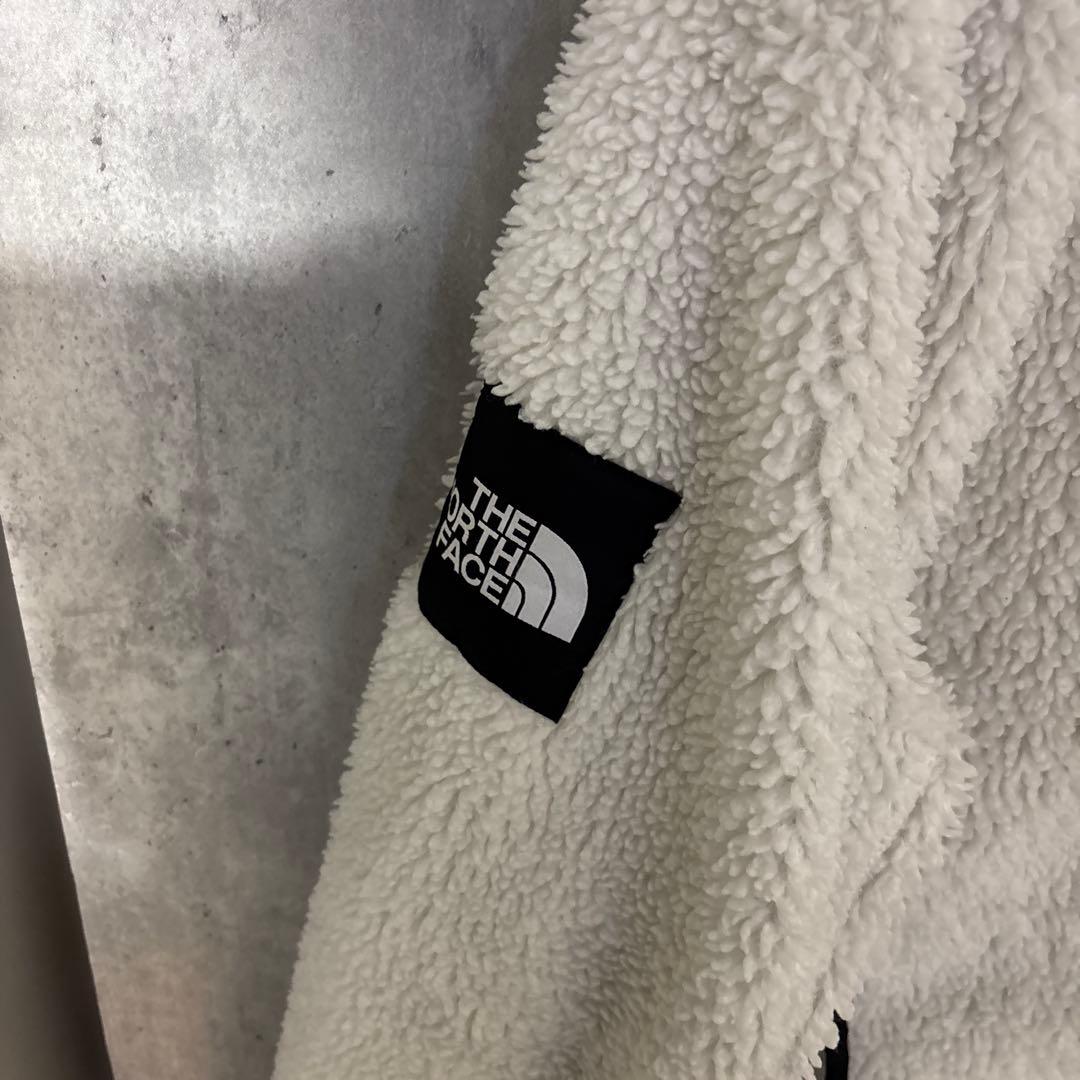 ノースフェイス　白色ボアジャケット　Lサイズ