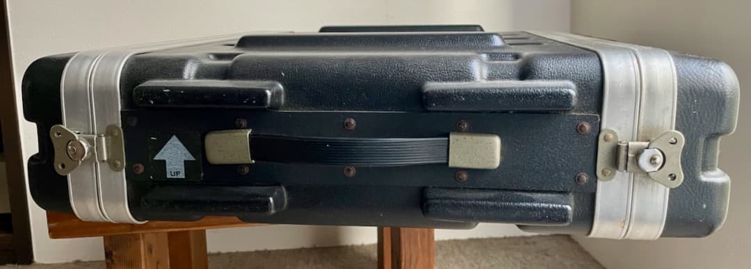 SKB 2U　ラックケース　1オーナー　ネジ純正品