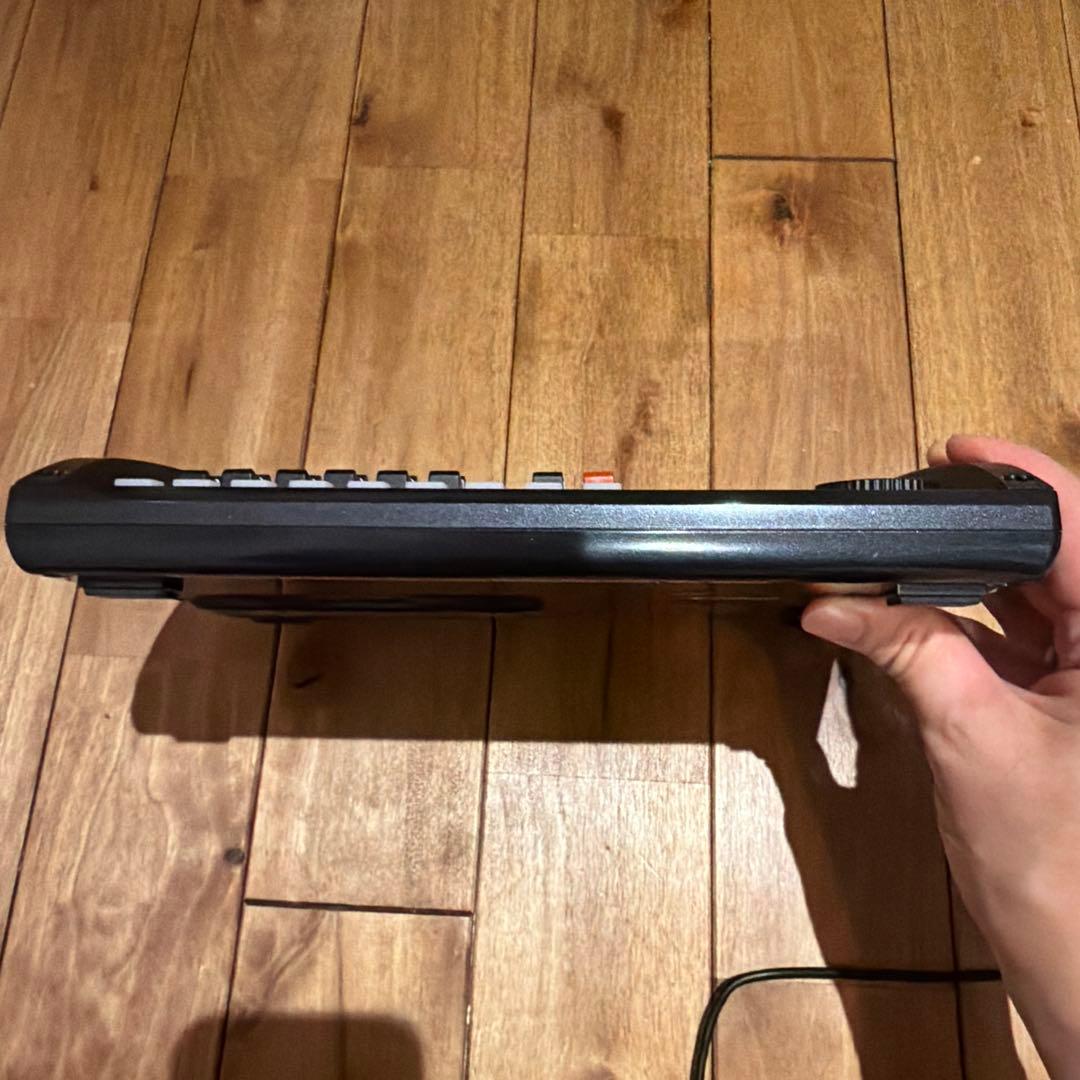 Zoom R8 マルチトラックレコーダー