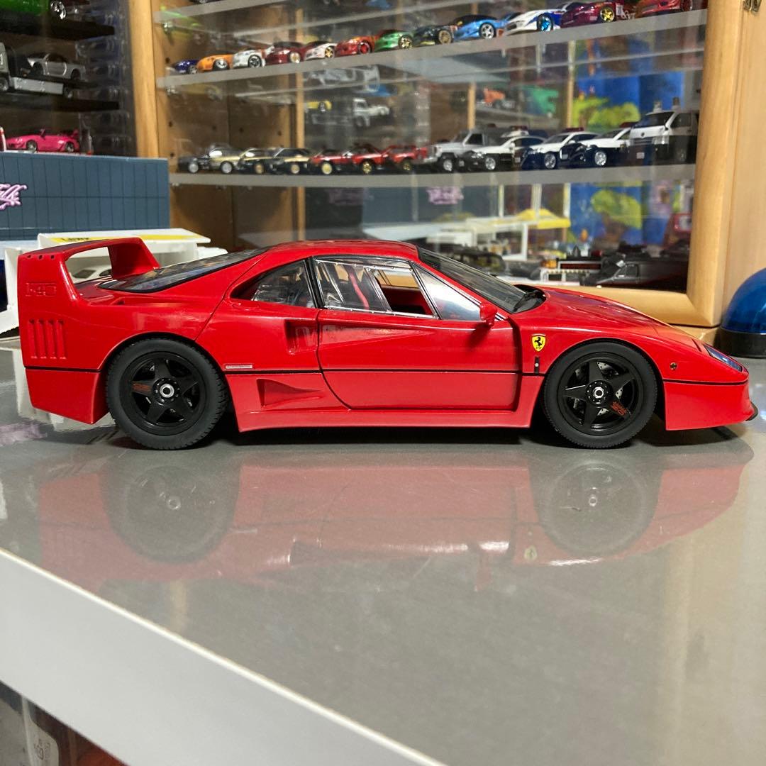 フェラーリ F40 ライトウェイト