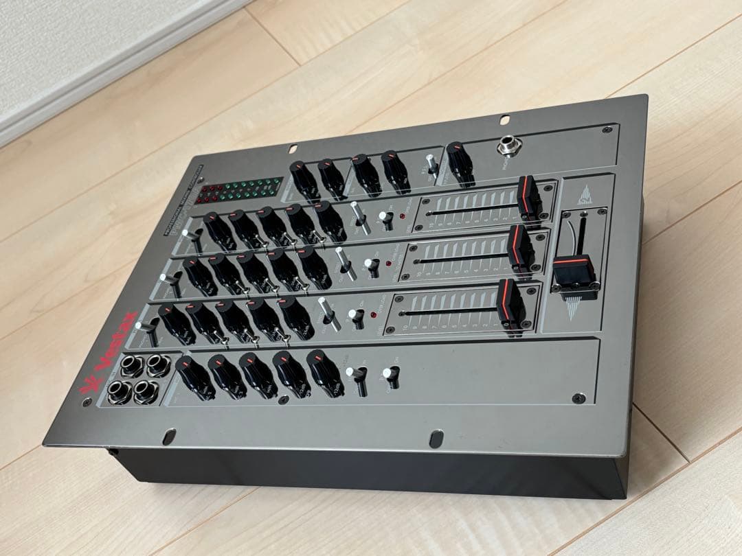 Vestax PMC-170A DJミキサー (未確認のためジャンク扱い)｜Vestax PMC