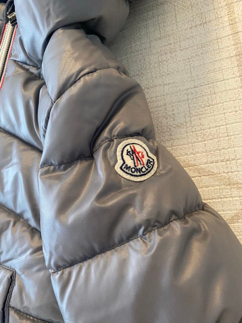 モンクレール　ダウンジャケット　グレー　80cm