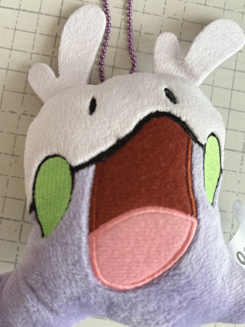 ポケモンセンター限定　ヌメラ oops! マスコットキーホルダー　2014年