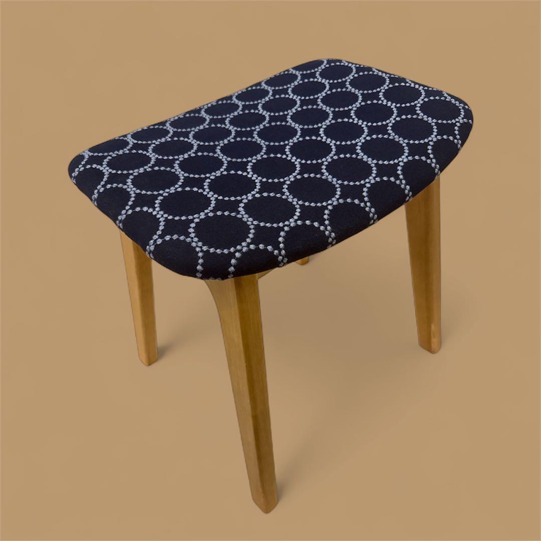 サンプル展示品　ミナペルホネン生地スツール 数量限定1点　 チャア　イス　未使用