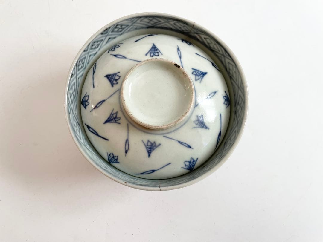 骨董　アンティーク　古伊万里　染付　蜂文様　蓋茶碗　蓋碗