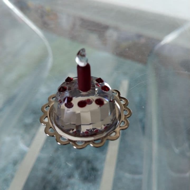 SWAROVSKI クリスタル ケーキ型 装飾品⭐︎お買い上証明書付き 美術品