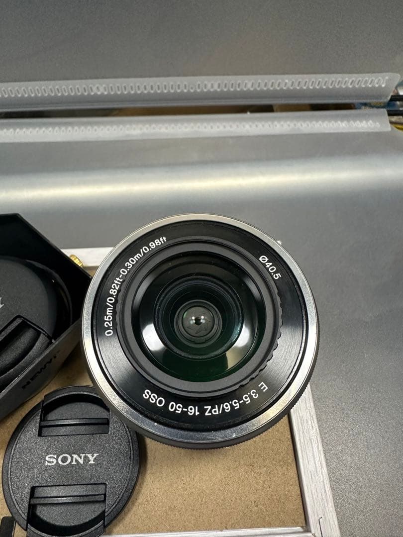 Sony E 16-50mm F3.5-5.6 PZ OSS レンズ　送料込み